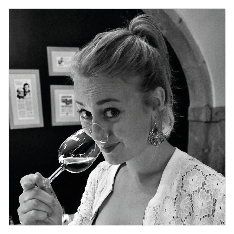 Céline-Loberger-vignettage-NB.png